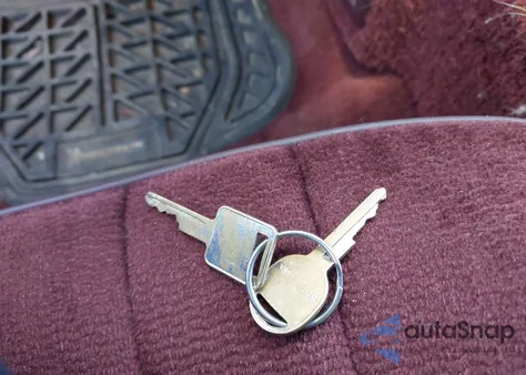 1987 Pontiac Grand Prix из США, поврежденный, VIN 2G2GJ11H7H2212611